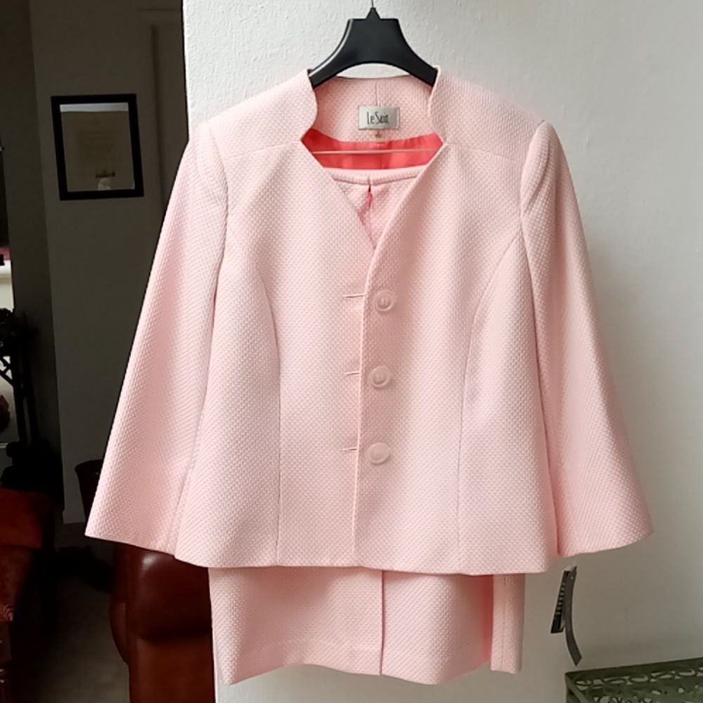 Le Suit Skirt Suit